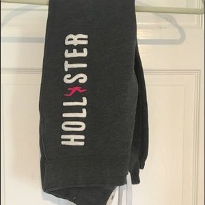 Hollister Cropped Sweatpants